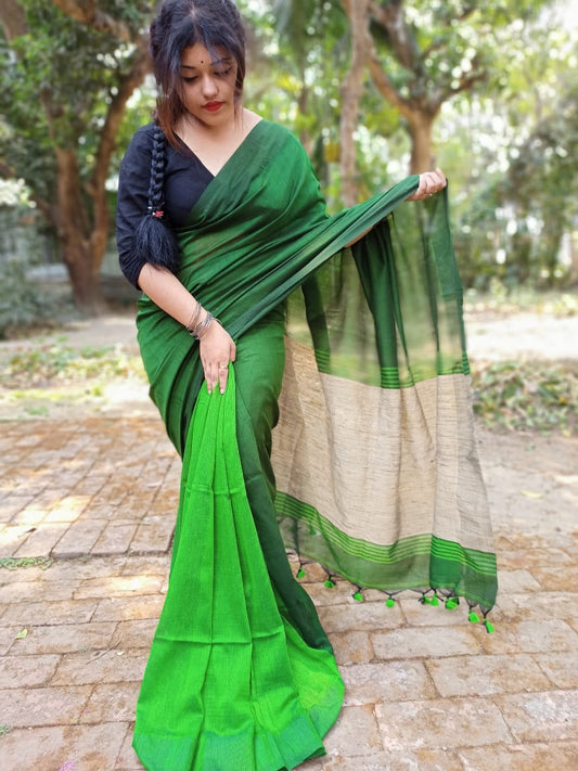 Green color Khaddi Cotton Saree With Blouse