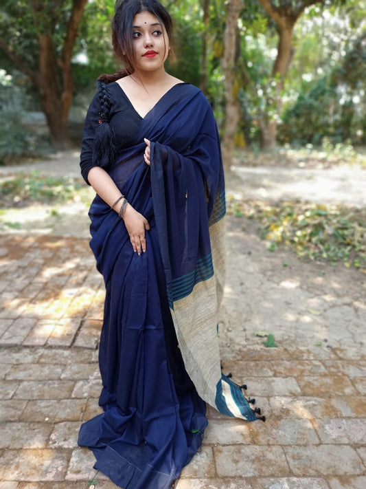 Blue color Khaddi Cotton Saree With Blouse