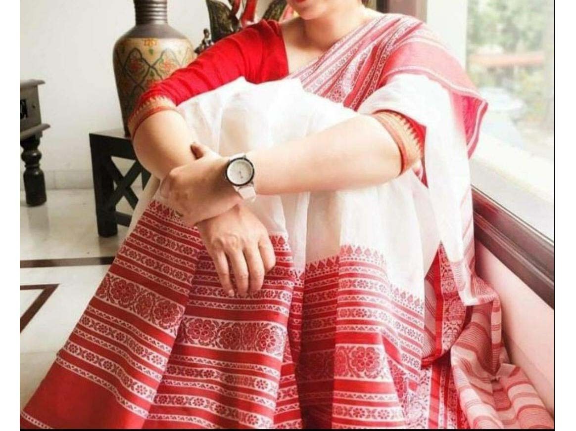 Whitecolor Khaddi Cotton silk Saree With Running Blouse