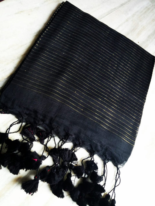 Black color Cotton Saree With Running Blouse